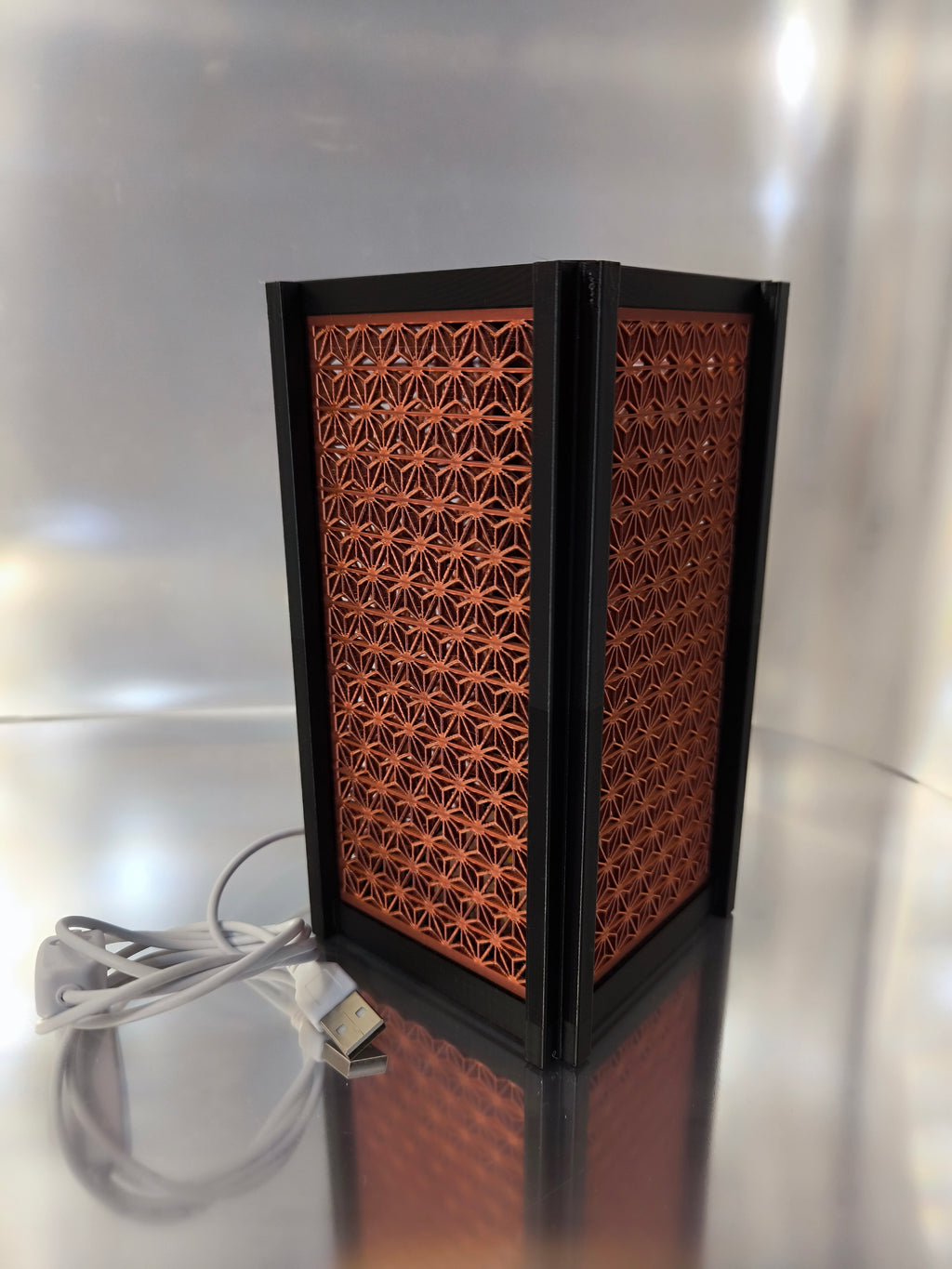 Candeeiro LED de Mesa Japonês (Padrão Kumiko) com Ligação USB