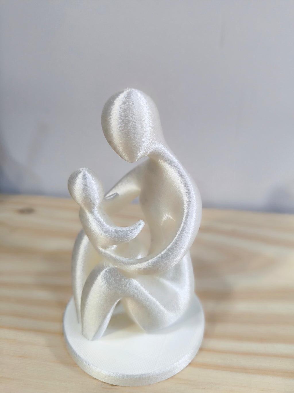 Escultura "Maternidade" Minimalista – Amor e Elegância em Qualquer Canto! 🤍👶✨
