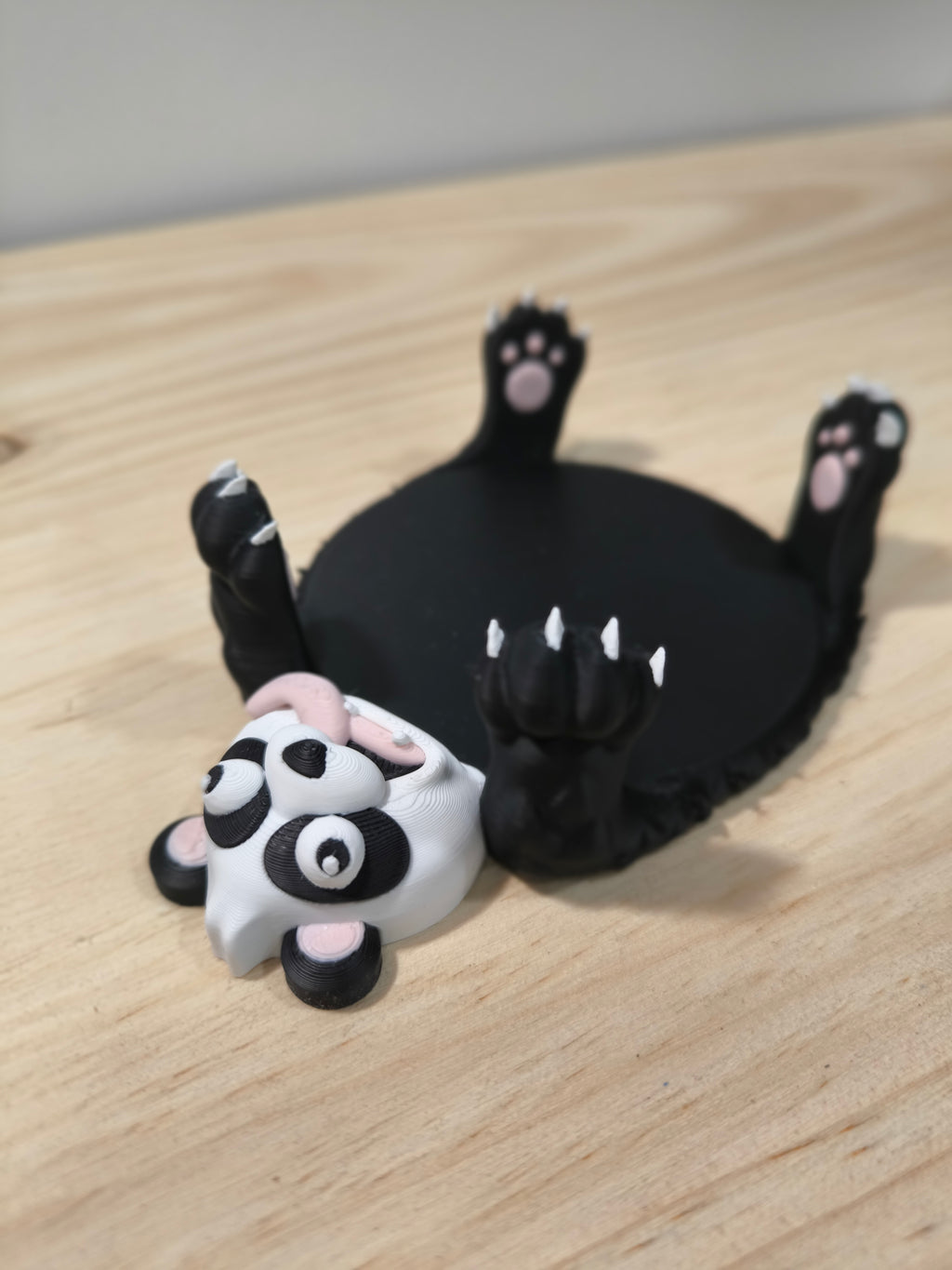 Pousa-Canecas Divertido – O Teu Café Com Mais Humor! 🐼☕✨