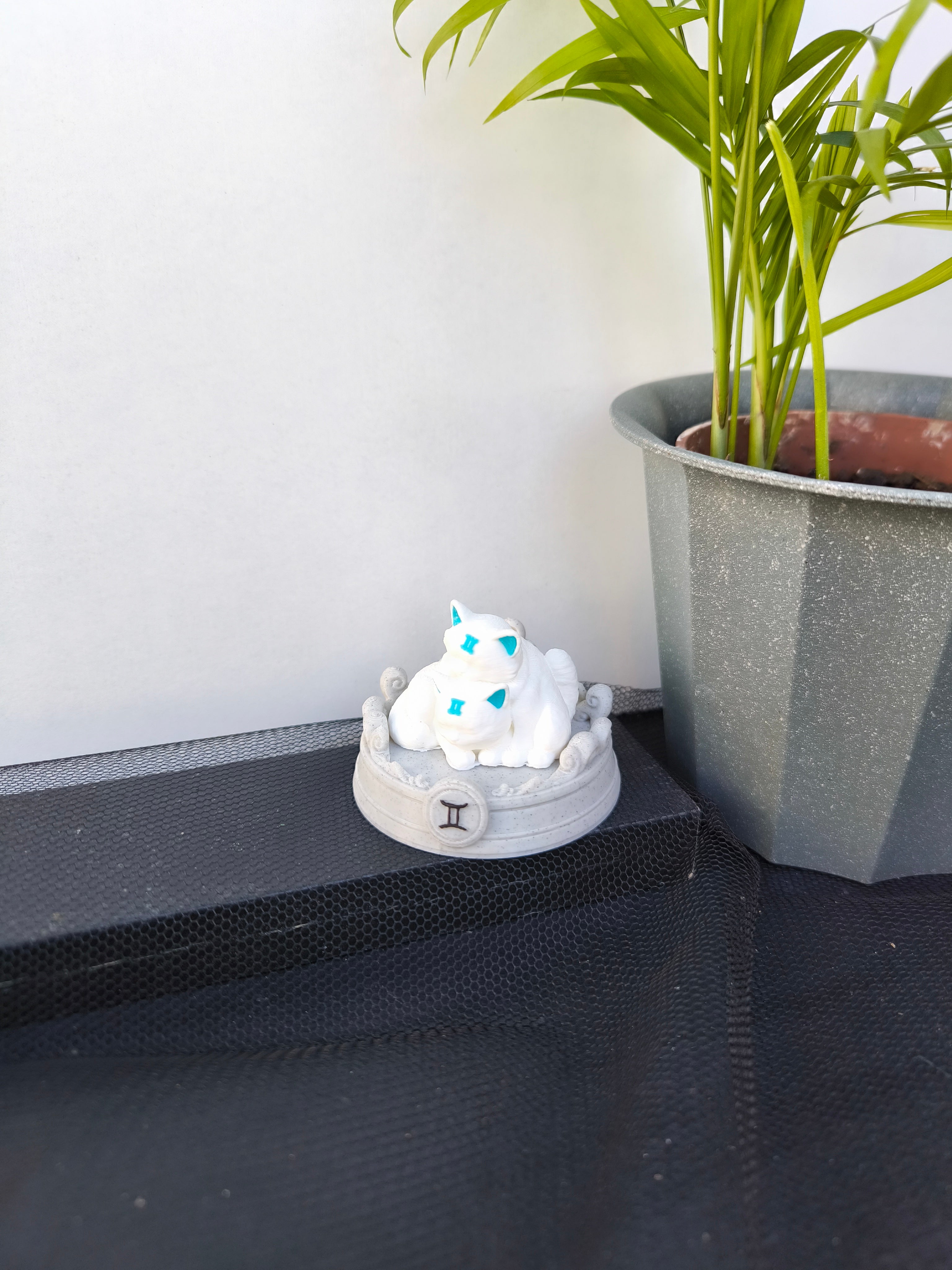Escultura Signo Gémeos – A Dualidade e Comunicação do Zodíaco! ♊🐱✨