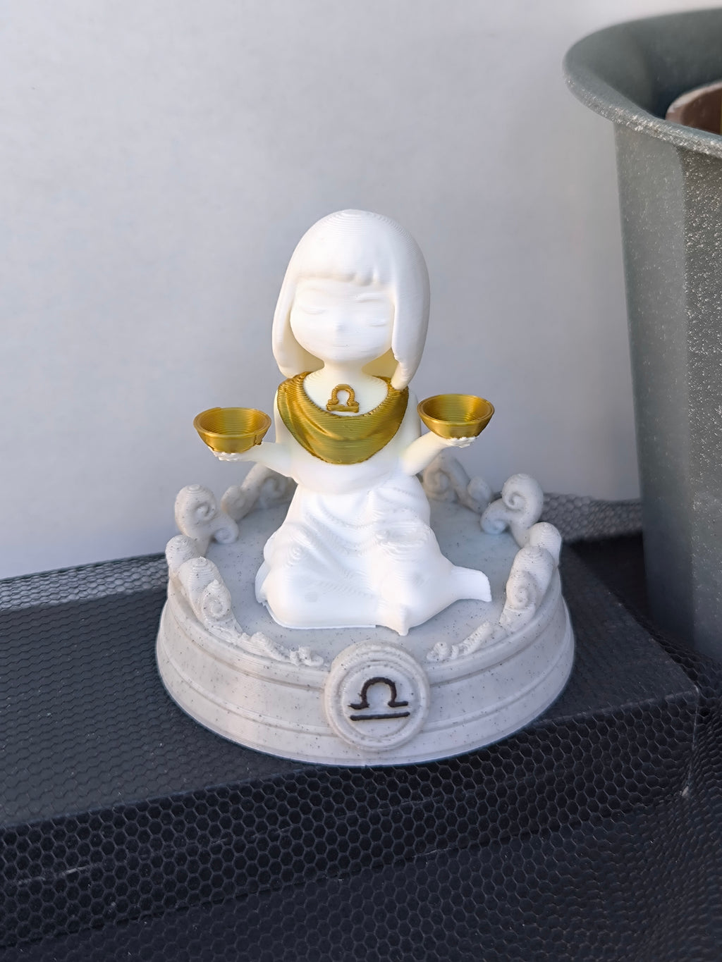 Escultura Signo Balança – O Equilíbrio e a Elegância do Zodíaco na sua Casa! ♎⚖️✨