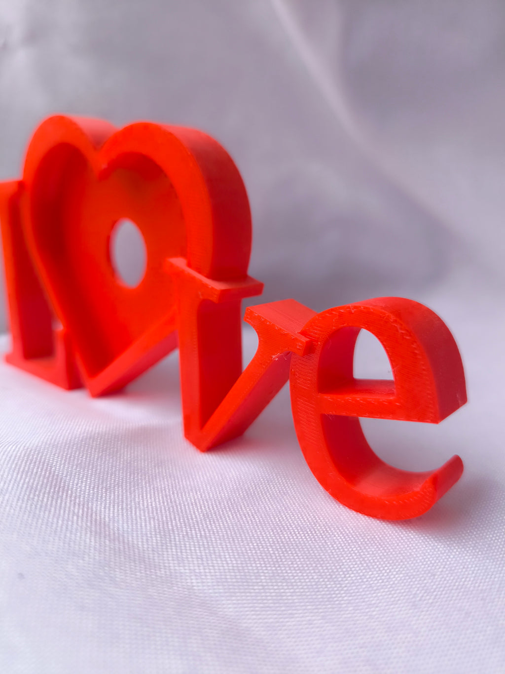 Suporte para Fotos "LOVE" – Exiba os Seus Melhores Momentos com Amor! ❤️📸✨