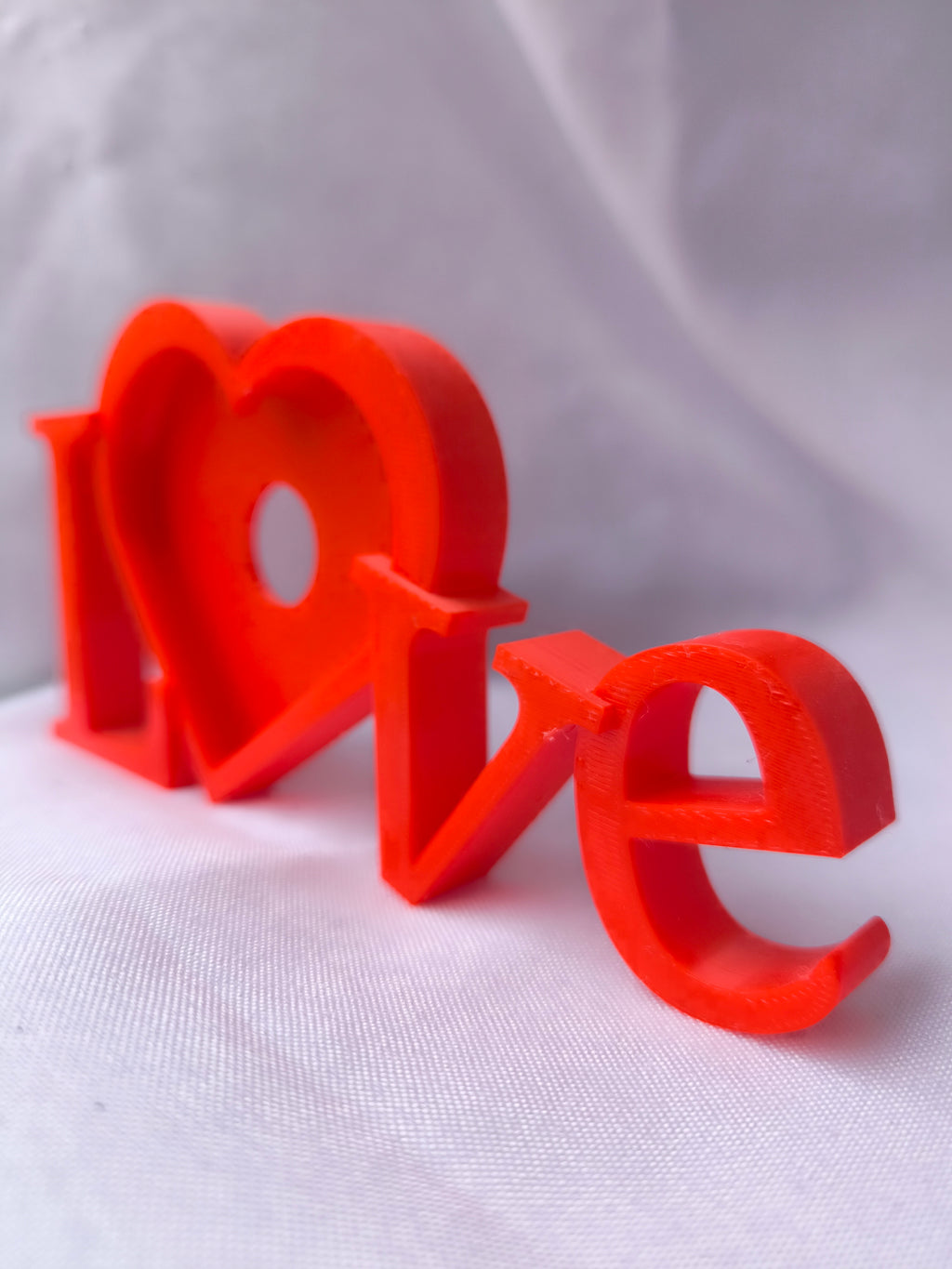 Suporte para Fotos "LOVE" – Exiba os Seus Melhores Momentos com Amor! ❤️📸✨