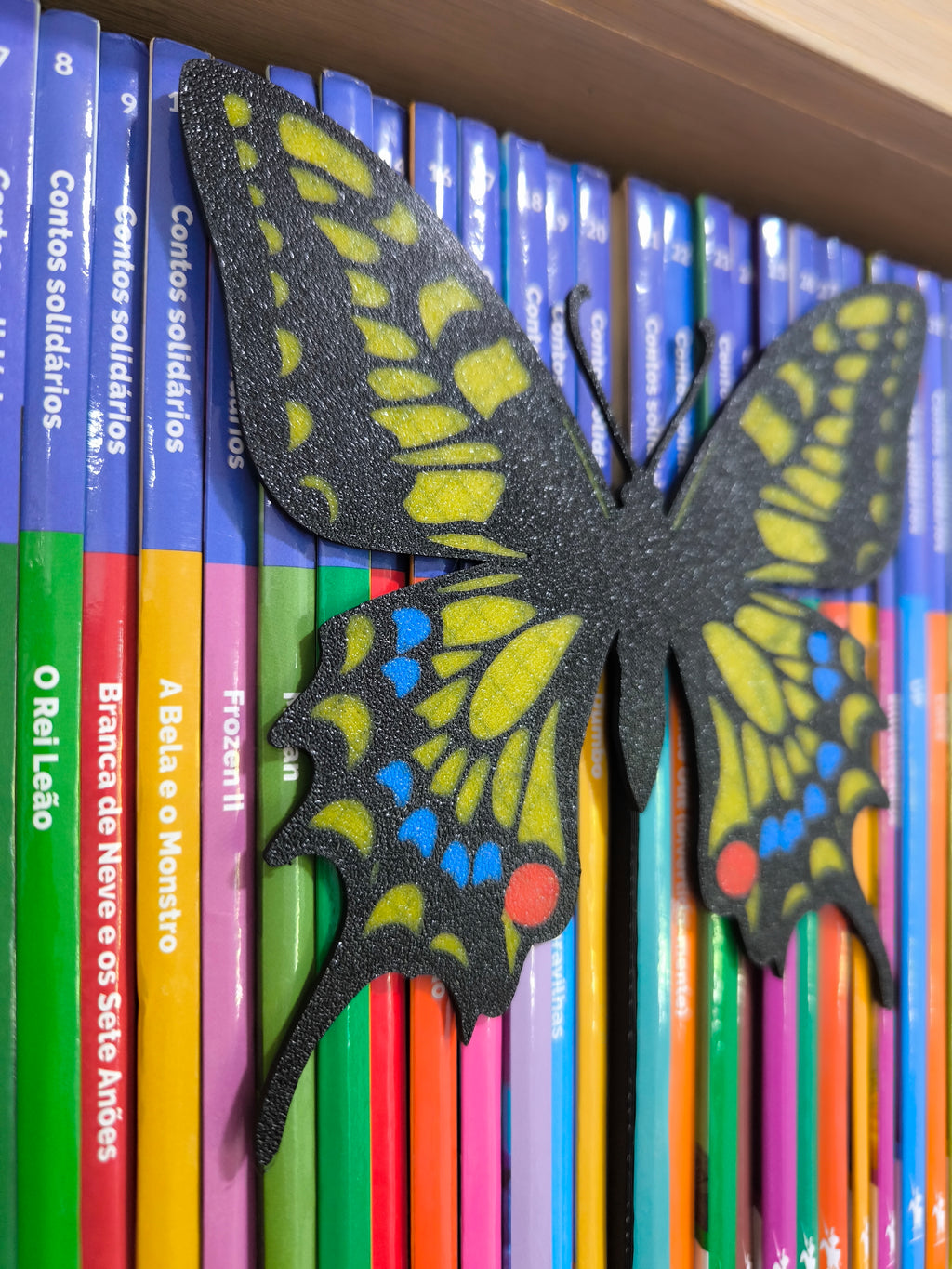 Marcador de Estante "Grande Borboleta Monarca" – Destaque na sua Biblioteca! 🦋📚✨