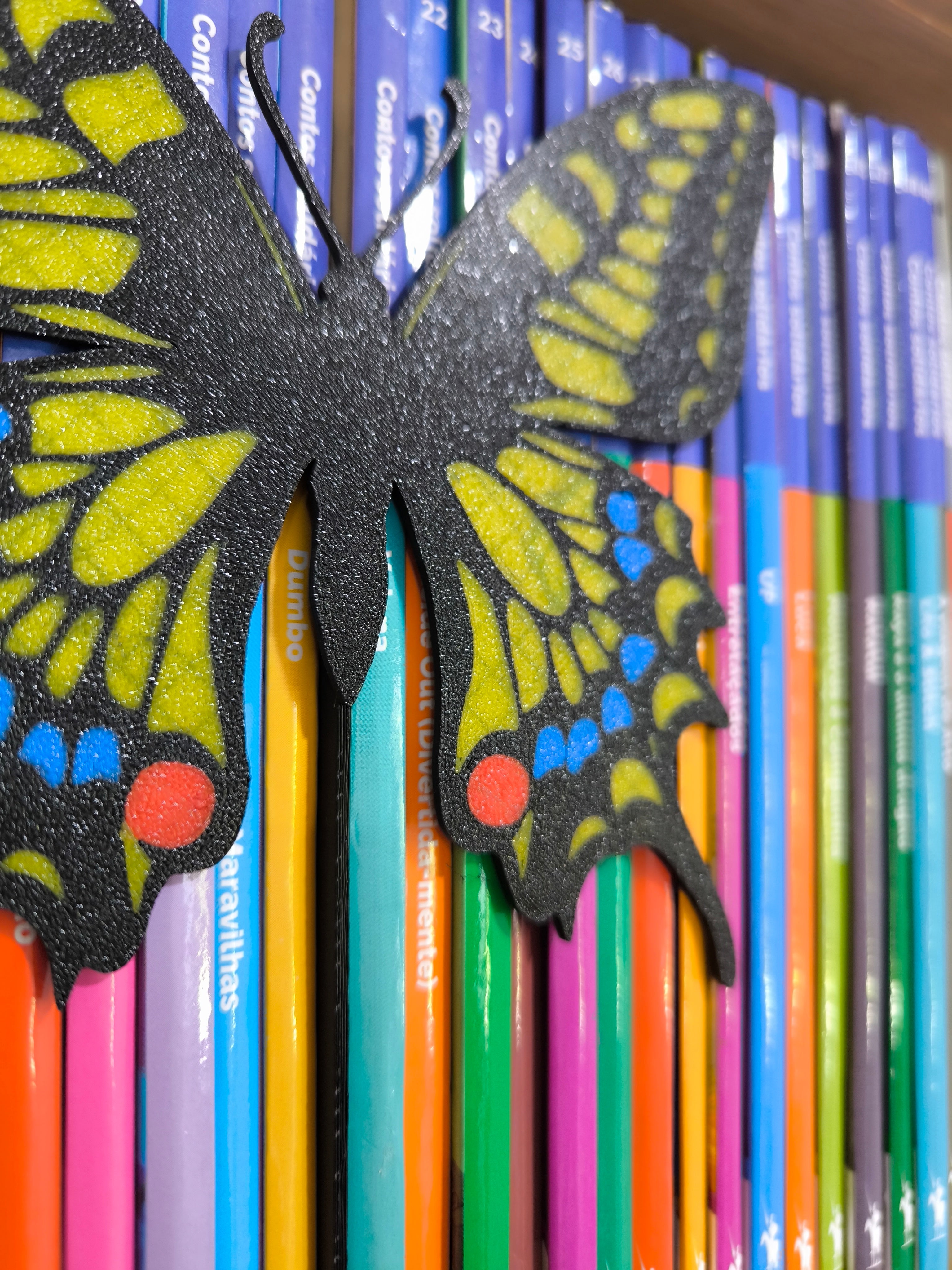 Marcador de Estante "Grande Borboleta Monarca" – Destaque na sua Biblioteca! 🦋📚✨